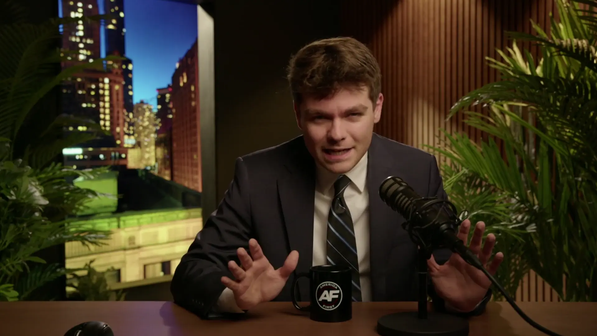 ISRAEL RAPE RIOTS??? Israeli Minister SUPPORTS Rape of POWs