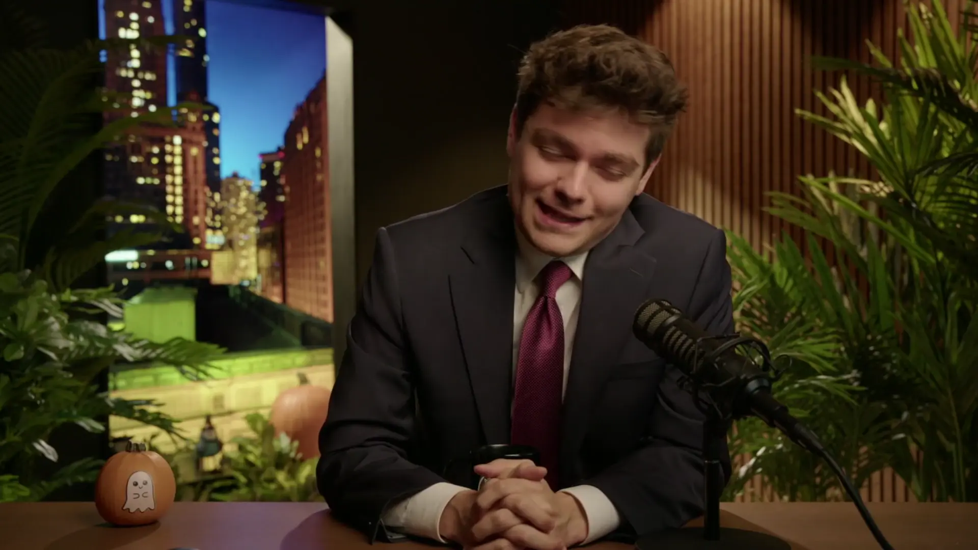 HURRICANE MILTON DESTROYS FLORIDA??? Fake Hurricane TARGETS TRUMP COUNTRY