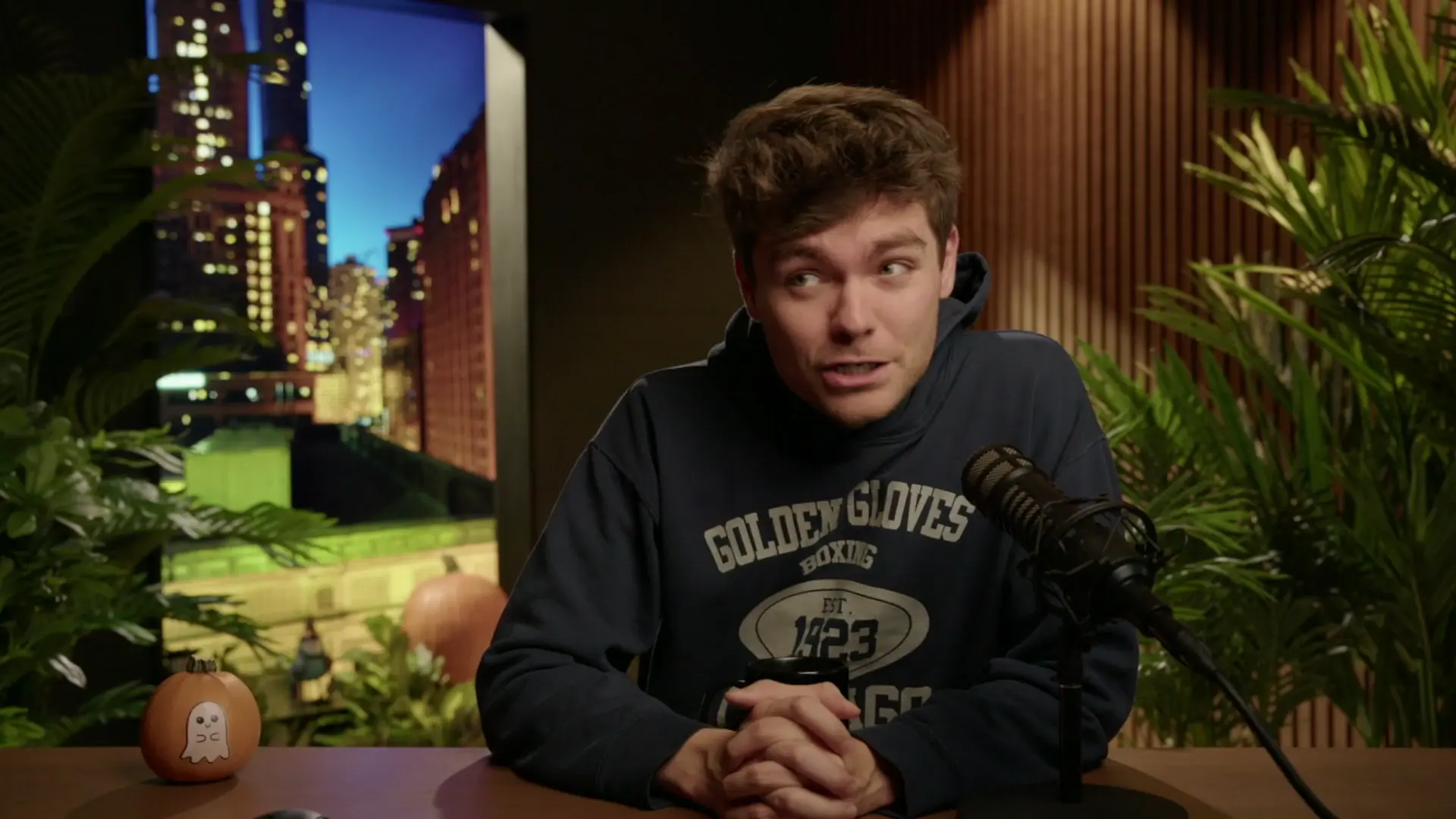 TRUMPS DONOR-RUN CAMPAIGN??? How Trump SOLD OUT To Silicon Valley MEGA Donors