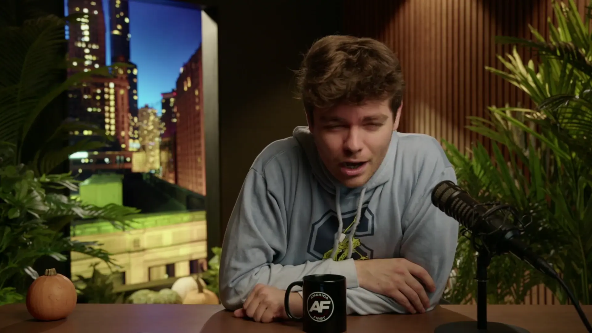 TRUMP COUP??? Trump Personnel PLOTTING COUP Against Trump