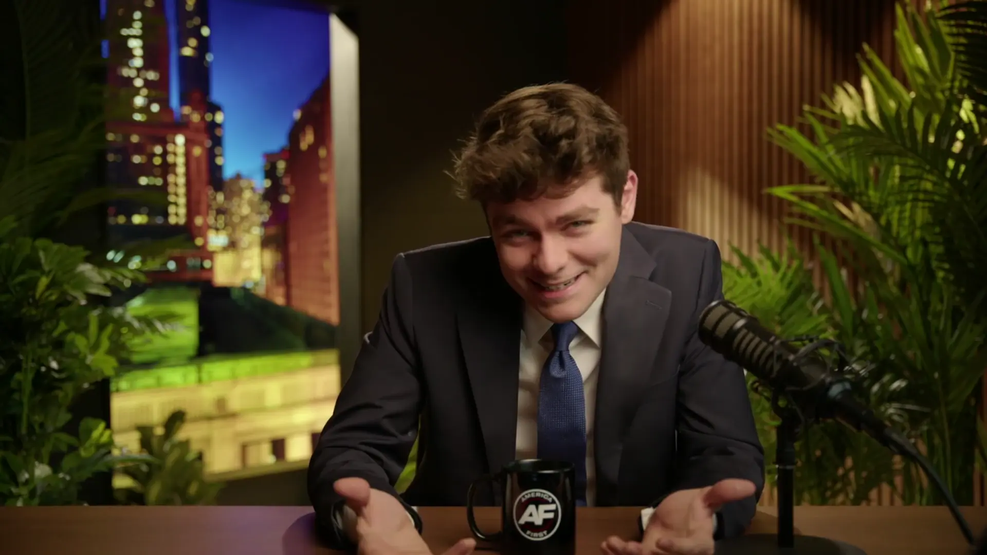 TRUMP ANNEXES GAZA??? Trump Vows To EXPEL Palestinians And OCCUPY GAZA