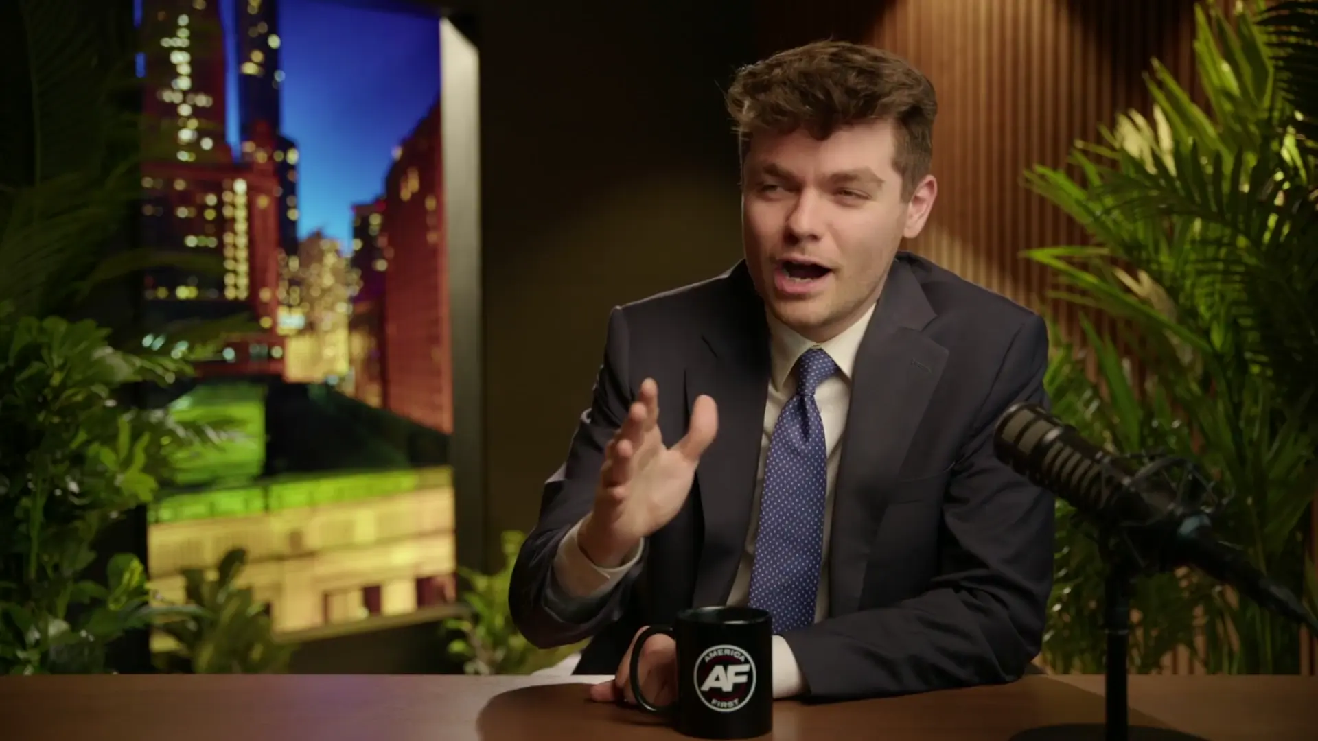 IAN CARROLL REDPILLS JOE ROGAN??? Mass Awakening As Israel Redpill Goes Mainstream