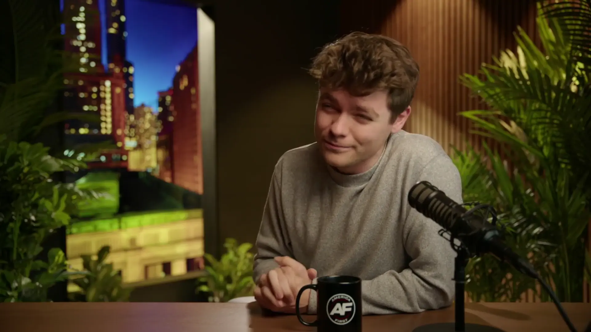 ANDREW TATE ACCUSED??? Ex-GF Claims ABUSE From Tate, SHE LIES???