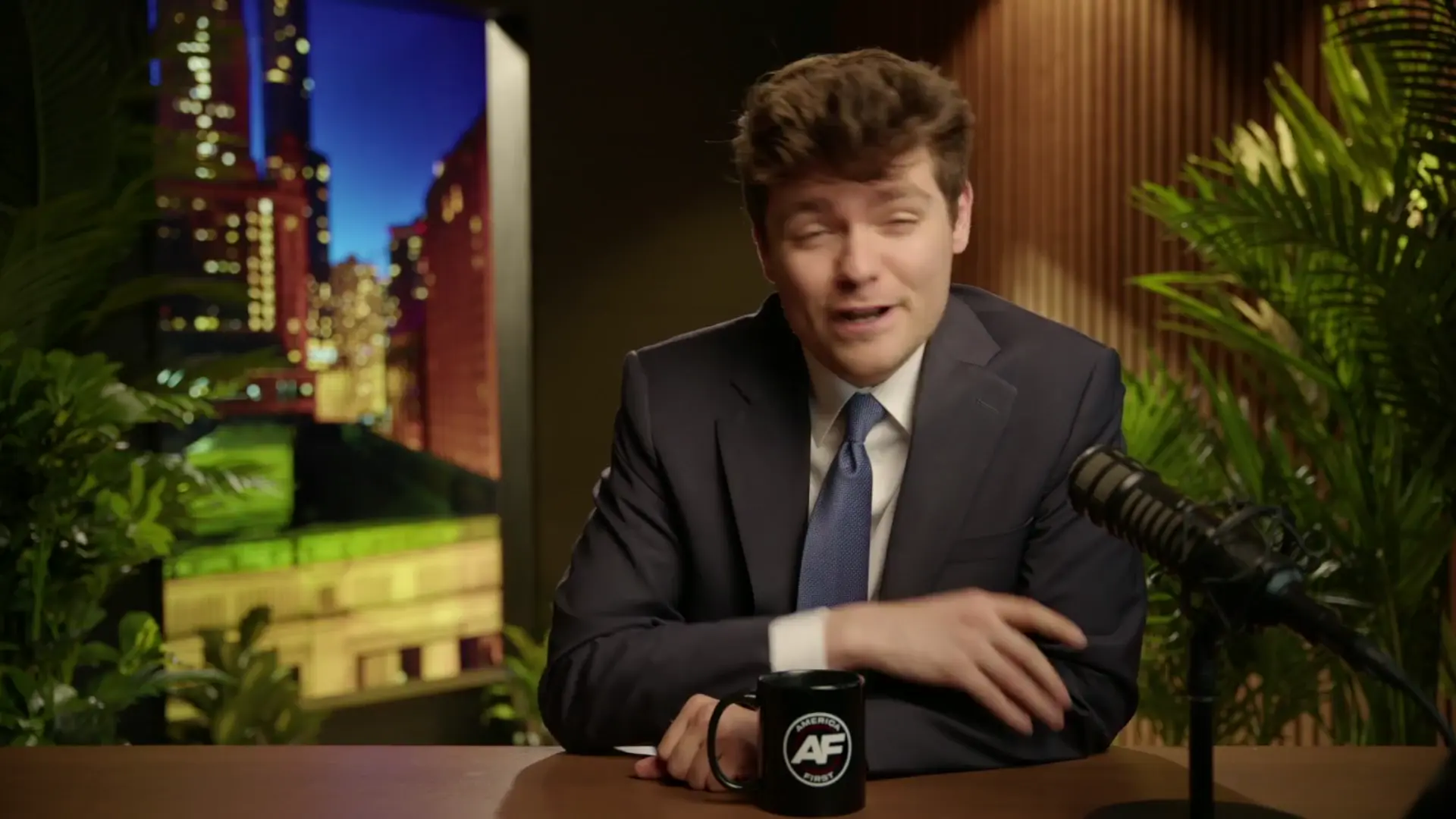 ACCIDENTAL DEPORTATION??? "Legal" Immigrant Mistakenly Sent To SUPER PRISON