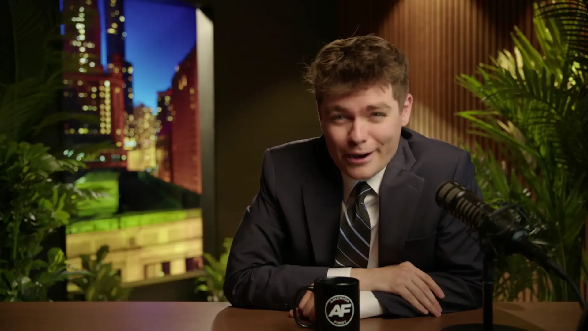 TRUMP ABANDONS ISRAEL??? Trump DEMANDS END To Gaza War