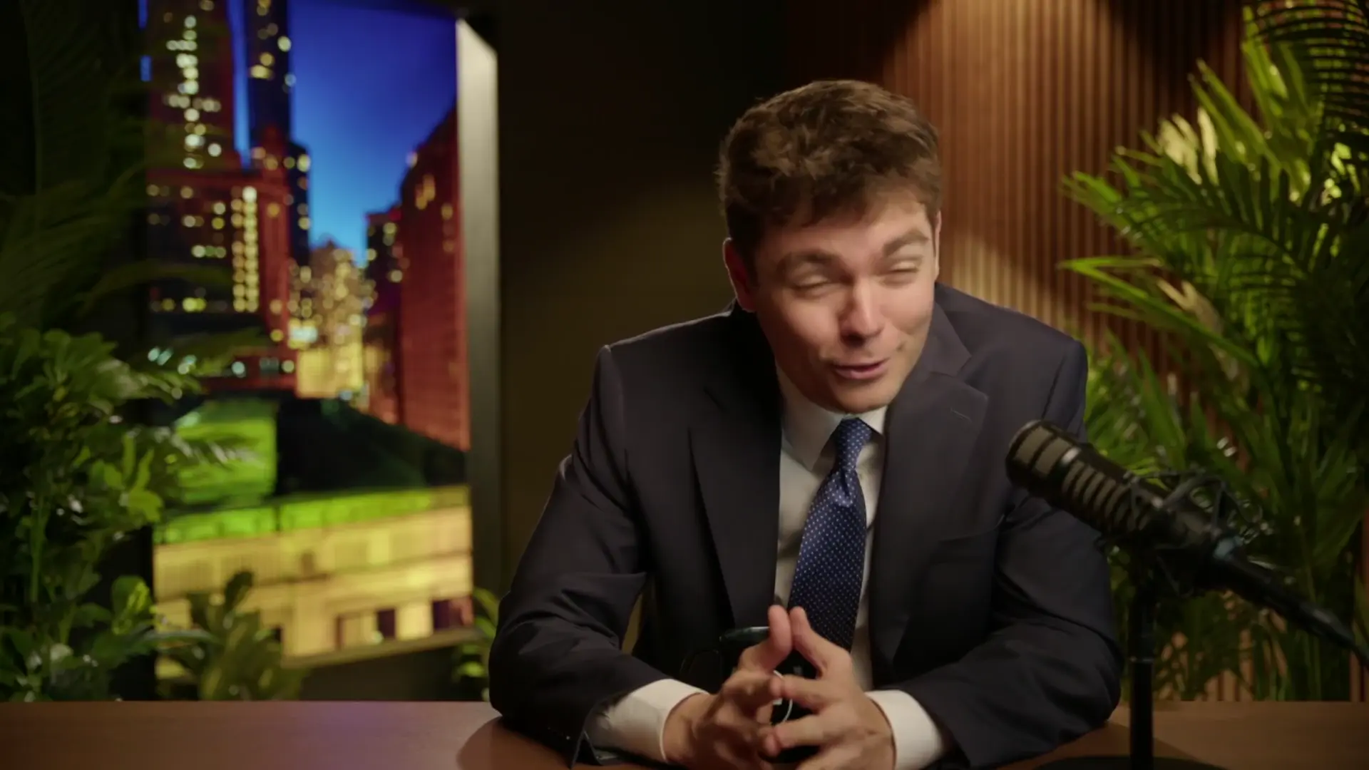 SOUTH AFRICAN PRESIDENT AMBUSHED??? Trump EXPOSES White Genocide