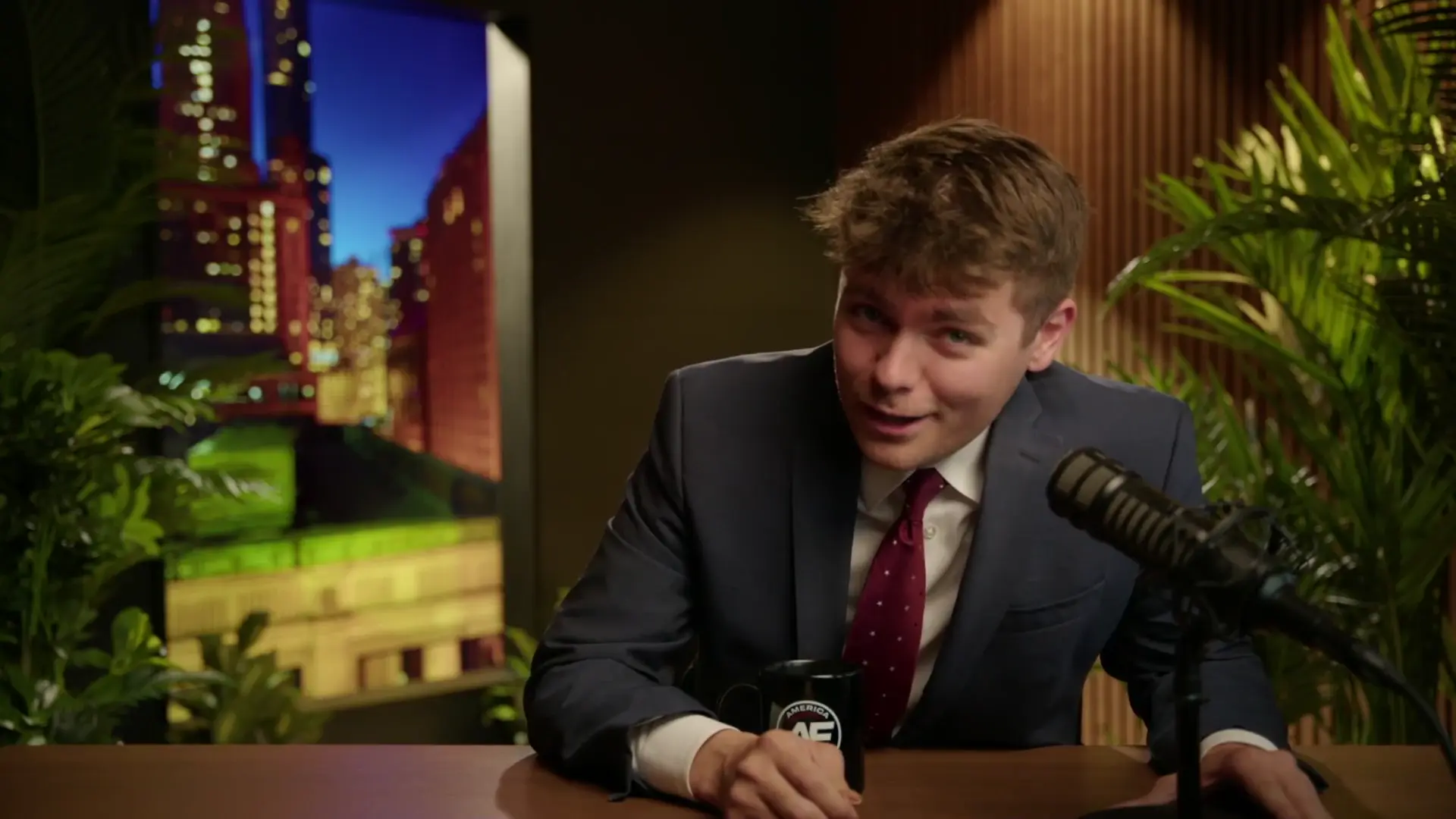 TRUMP IS DYING??? Something Is UP At The White House...