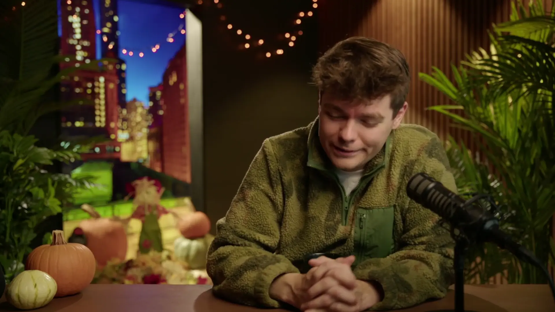 NETANYAHU HUMILIATED??? Israel SEETHES Over Bannon "Protectorate" Remark