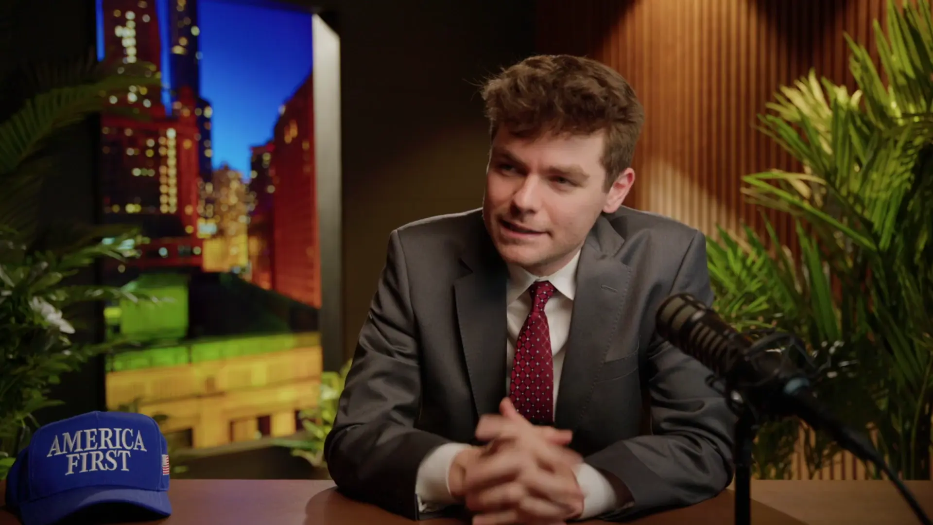 IRAN WAR DAY 40: TRUMP SURRENDERS, CEASEFIRE COLLAPSES???